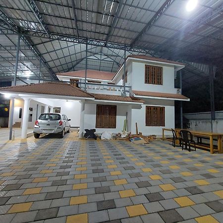 Water Gate Tourist Home&Resorts Mundrothuruth Exterior foto