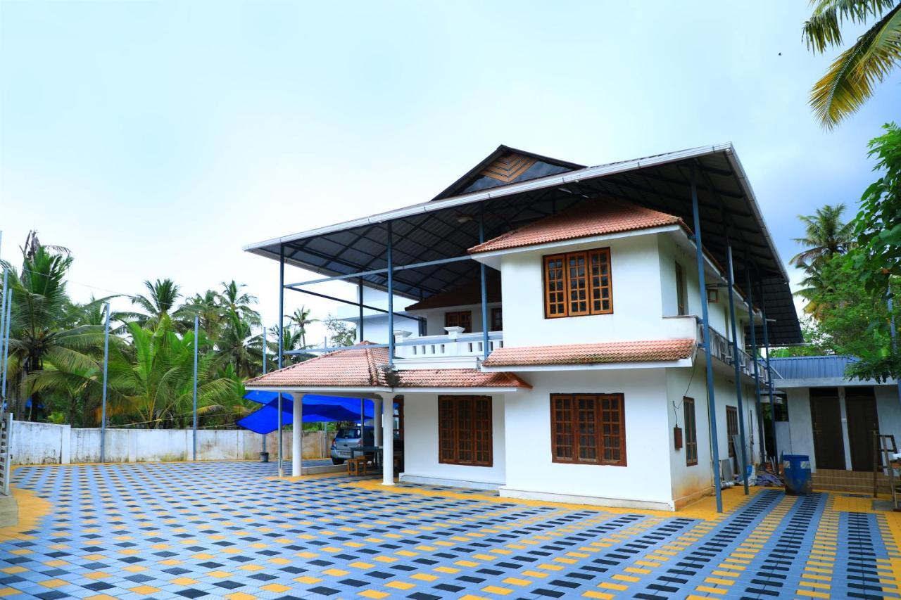 Water Gate Tourist Home&Resorts Mundrothuruth Exterior foto