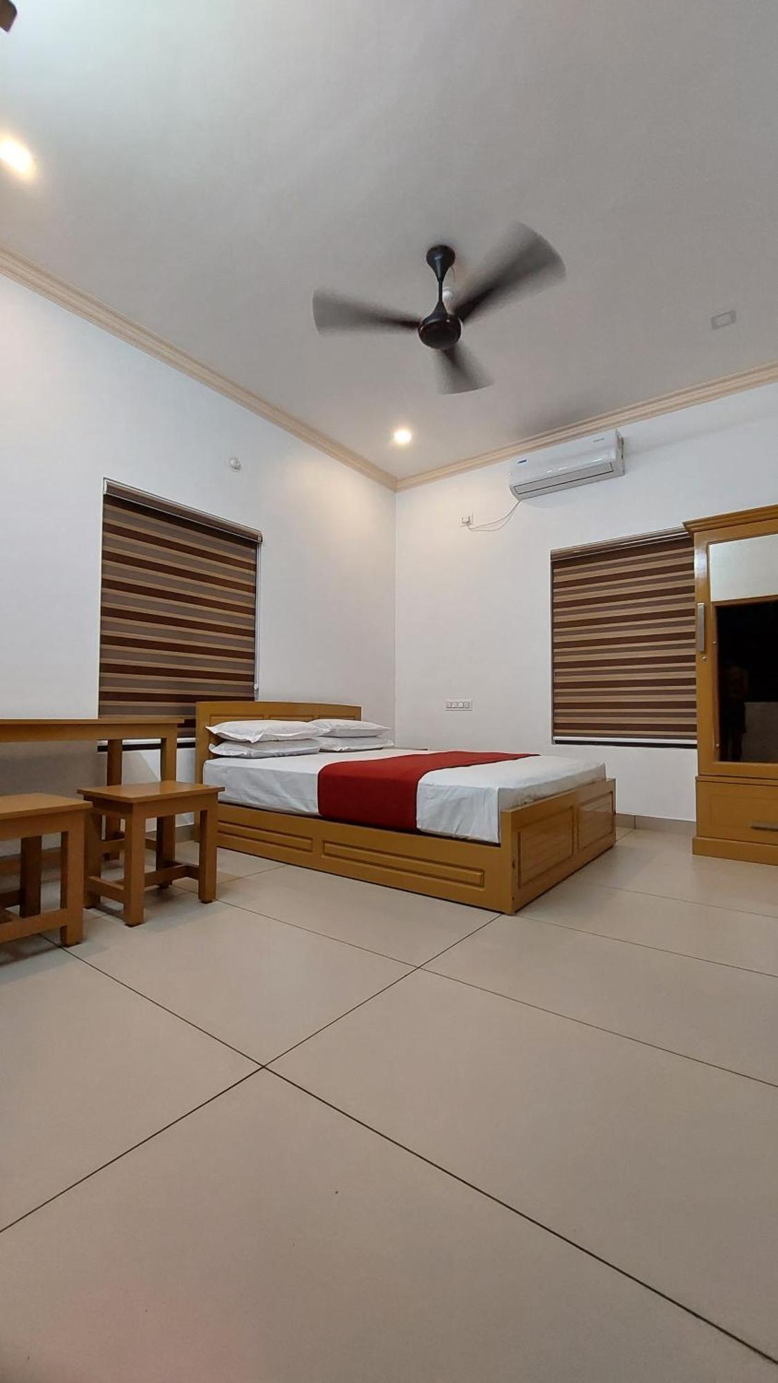 Water Gate Tourist Home&Resorts Mundrothuruth Exterior foto