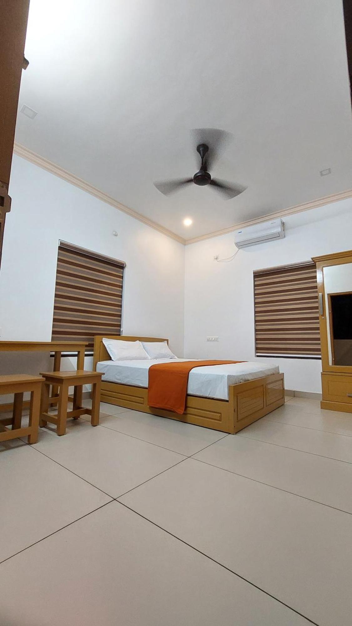 Water Gate Tourist Home&Resorts Mundrothuruth Exterior foto