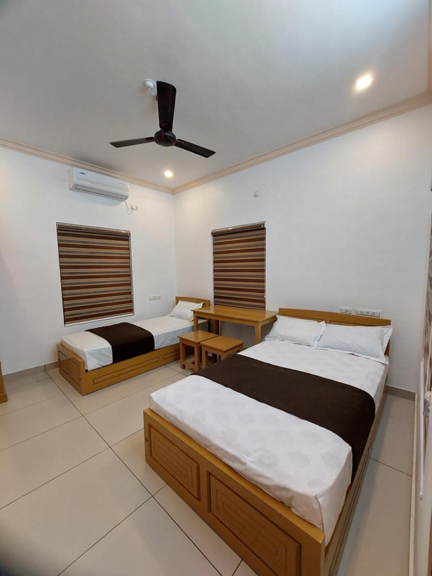 Water Gate Tourist Home&Resorts Mundrothuruth Exterior foto